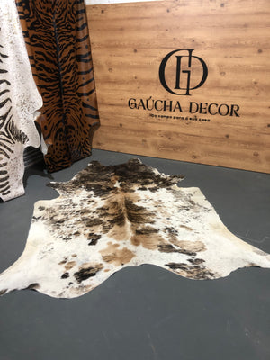 Tapete de Couro Tricolor - Tamanho: 2,33 x 2,00 - Lot.04 - Ref.: 1353(29)