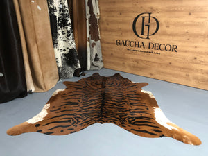 Tapete de Couro Serigrafia Tigre - Tamanho: 2,29 x 2,35 - Ref.: 0801