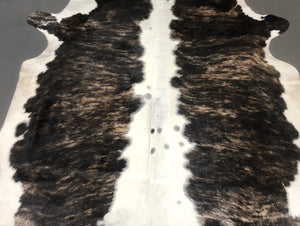 Tapete de Couro Exótico Cinza, Lombo e Barriga Branca - Tamanho: 2,18 x 1,87 - Lot.04 - Ref.:4093(40)