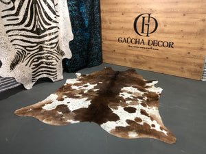 Tapete de Couro Tricolor - Tamanho: 2,63 x 2,23 - Lot.04 - Ref.: 2845(39)