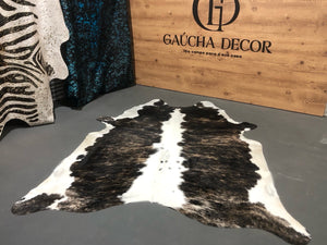 Tapete de Couro Exótico Cinza, Lombo e Barriga Branca - Tamanho: 2,18 x 1,87 - Lot.04 - Ref.:4093(40)