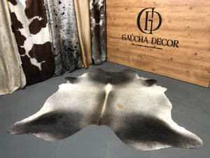 Tapete de Couro Cinza - Tamanho: 2,62 x 2,27 - Ref.: 2922