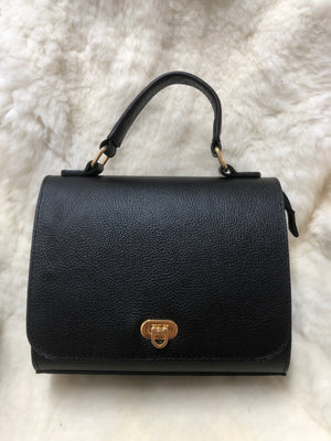 Bolsa de Couro GD Mini Py - Cor Preta sem Pelo - Ref.: 2763