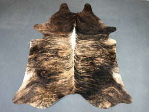 Tapete de Couro Exótico Médio Tricolor - Tamanho: 2,45 x 1,92 - Ref.: 6278(04)