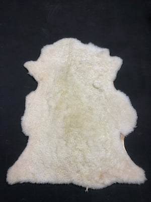 Tapete Pelego De Ovelha - Tamanho: 1,10 x 0,90 - Ref.: 6429