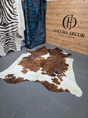 Tapete de Couro Exótico Tricolor - Tamanho: 2,57 x 2,14 - Lot.04 - Ref.: 60