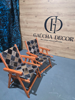 Kit Cadeiras De Couro Legítimo Dobrável Cor Exótico Escuro Com Pés Madeira.